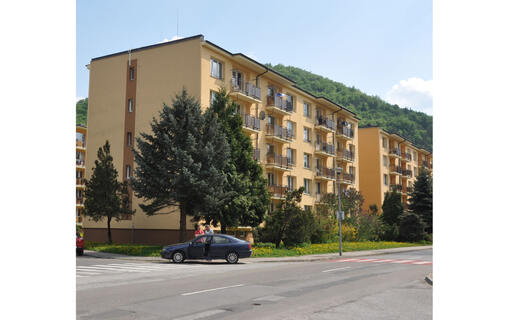 Bytový komplex Družstevná a Golianova ulica, Banská Bystrica