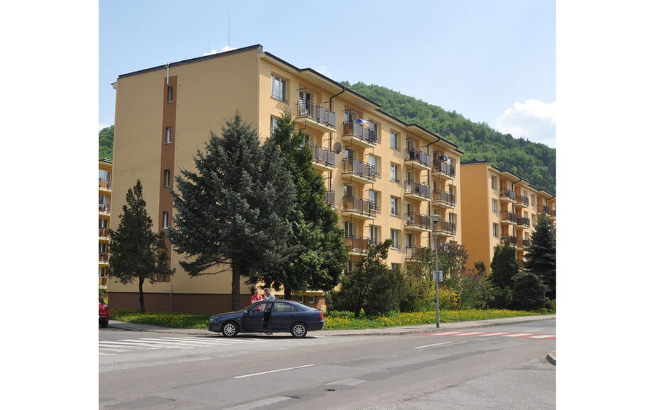 Bytový komplex Družstevná a Golianova ulica, Banská Bystrica